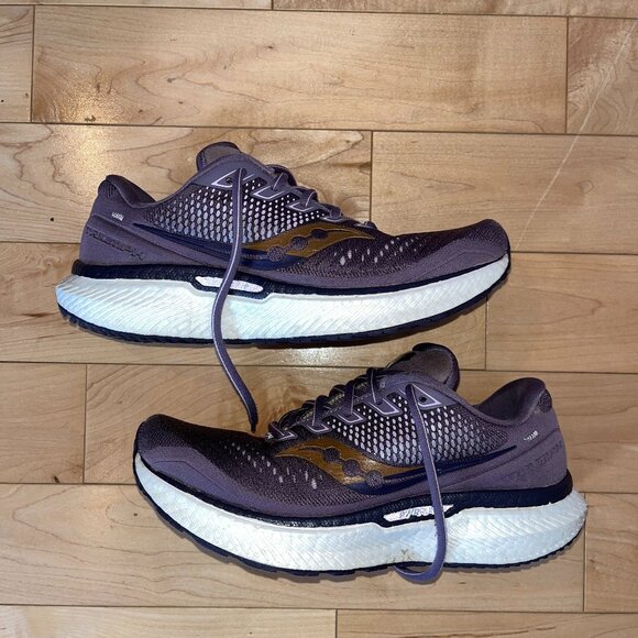 Running shoes Saucony Triumph 18 8,5w - Picture 1 of 7